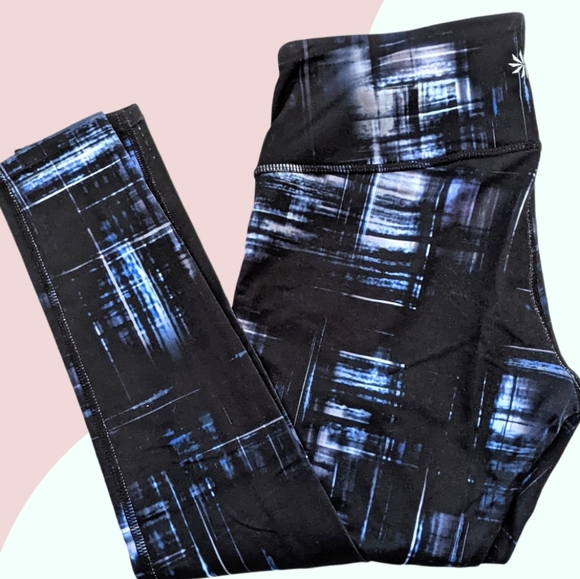 ATHLETA CHATURANGA LEGGING - Picture 4 of 5